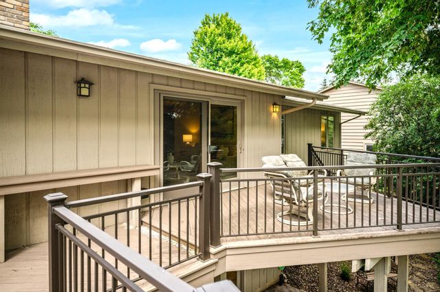 451 Reflection Road, Apple Valley, MN 55124