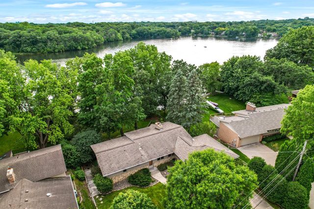 451 Reflection Road, Apple Valley, MN 55124