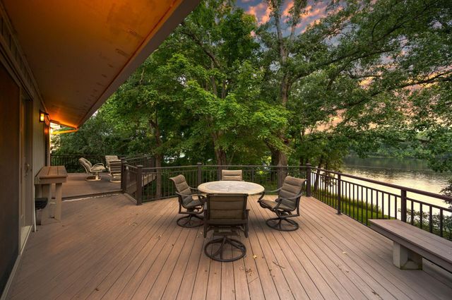 451 Reflection Road, Apple Valley, MN 55124