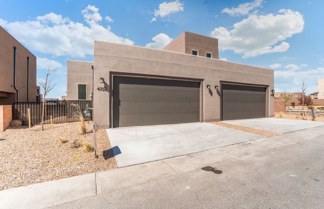 4722 Wheeler Peak, Santa Fe, NM 87507