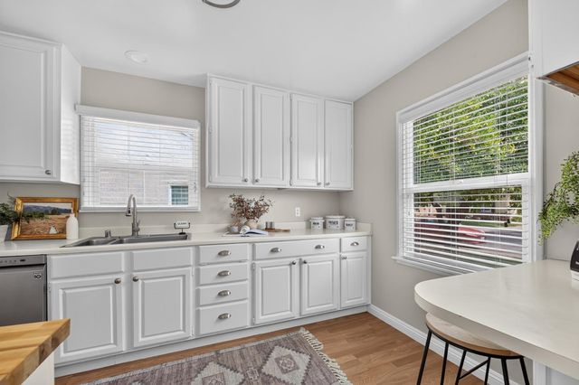1110 55th St, Sacramento, CA 95819