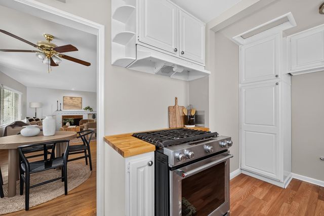 1110 55th St, Sacramento, CA 95819