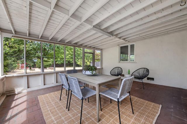 1110 55th St, Sacramento, CA 95819