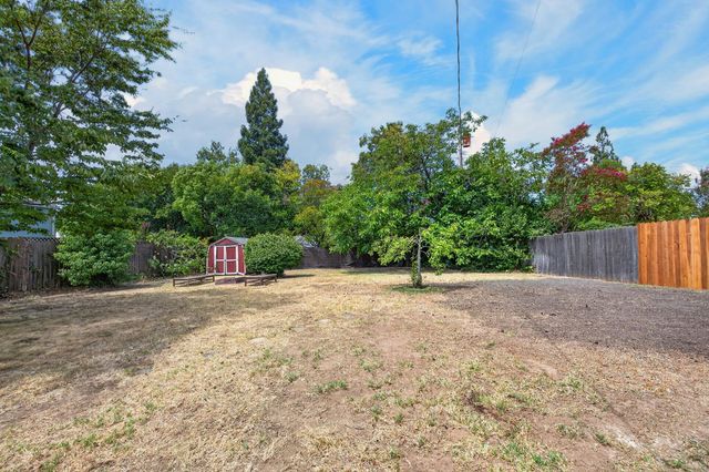 1110 55th St, Sacramento, CA 95819