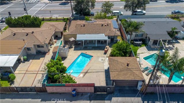 20309 Roscoe, Winnetka, CA 91306