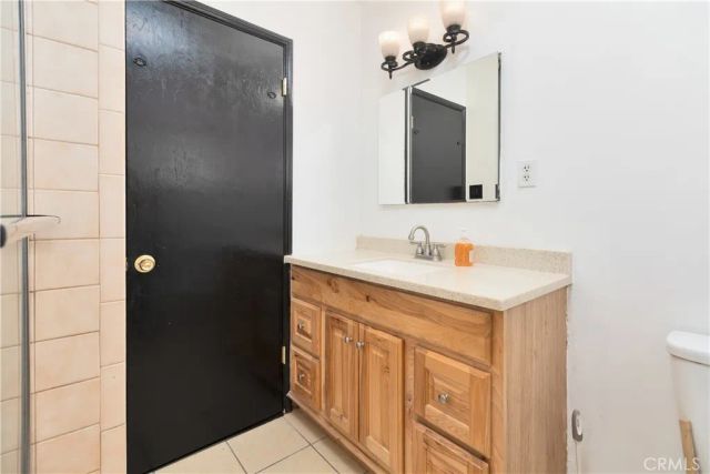 20309 Roscoe, Winnetka, CA 91306