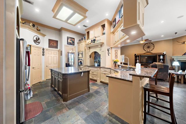 15302 Devin Lane, Crosby, TX 77532