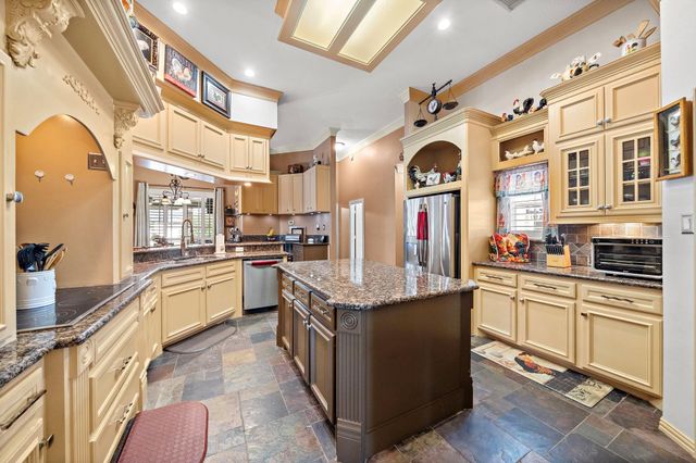 15302 Devin Lane, Crosby, TX 77532