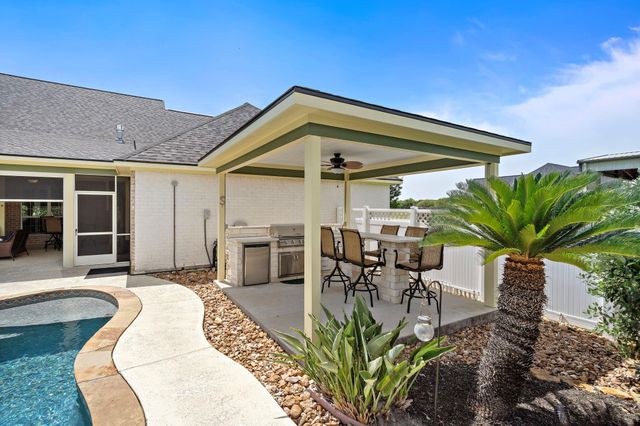 15302 Devin Lane, Crosby, TX 77532