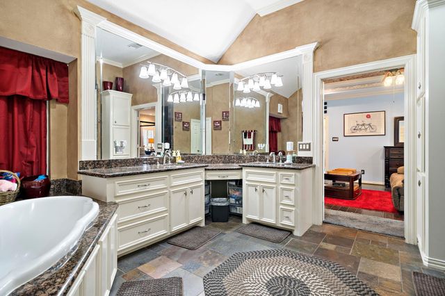 15302 Devin Lane, Crosby, TX 77532