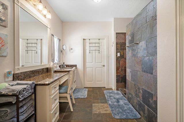 15302 Devin Lane, Crosby, TX 77532