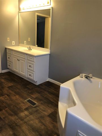 22765 Hudson, New Caney, TX 77357