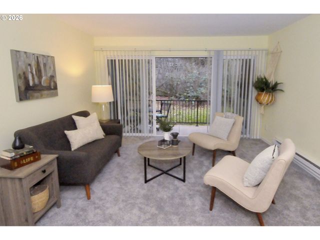 4418 Sw DICKINSON St 43, Portland, OR 97219