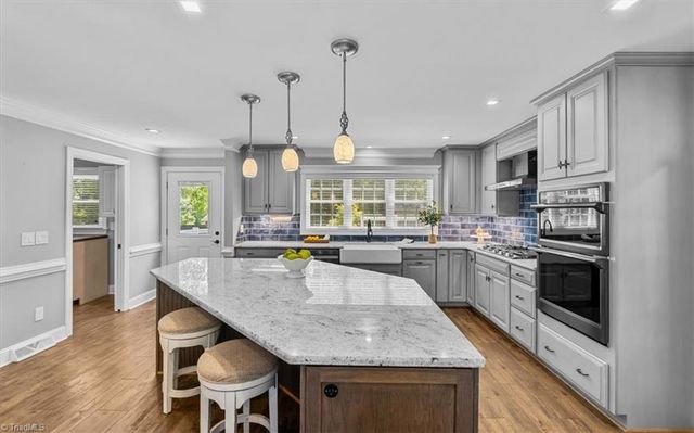 403 O'Neill Drive, Jamestown, NC 27282