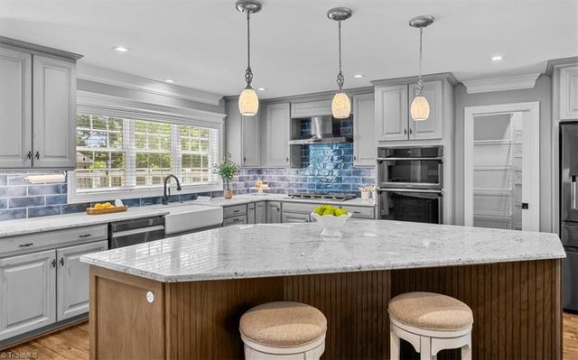 403 O'Neill Drive, Jamestown, NC 27282