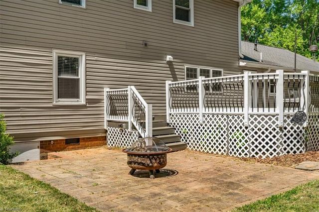 403 O'Neill Drive, Jamestown, NC 27282