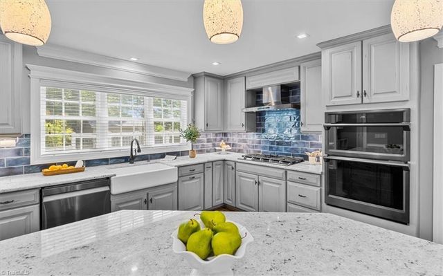 403 O'Neill Drive, Jamestown, NC 27282