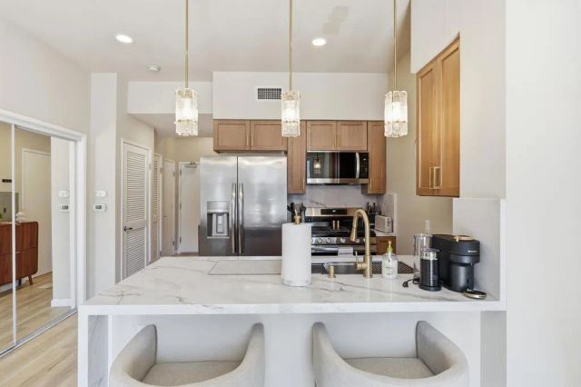 445 Island Avenue 312, San Diego, CA 92101