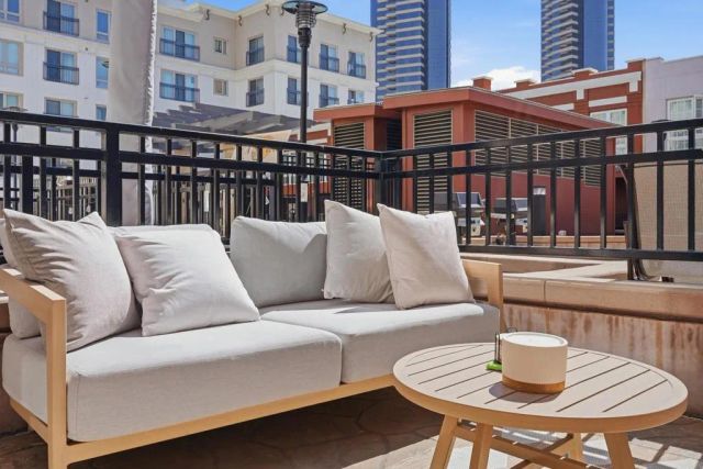 445 Island Avenue 312, San Diego, CA 92101