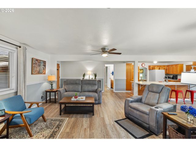 2902 Ne 252ND Ave, Camas, WA 98607