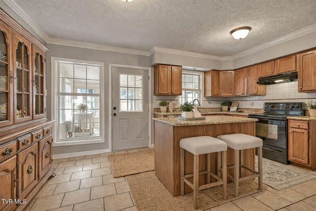 193 West Harmony Acres Drive, Jonesborough, TN 37659