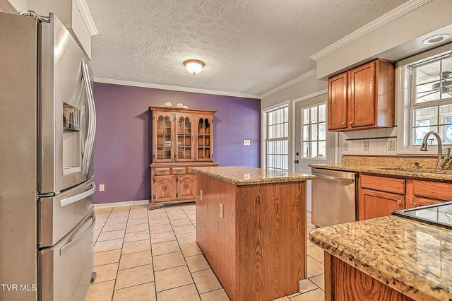 193 West Harmony Acres Drive, Jonesborough, TN 37659