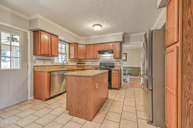 193 West Harmony Acres Drive, Jonesborough, TN 37659