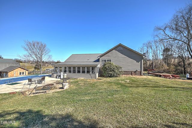 193 West Harmony Acres Drive, Jonesborough, TN 37659