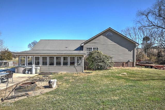 193 West Harmony Acres Drive, Jonesborough, TN 37659