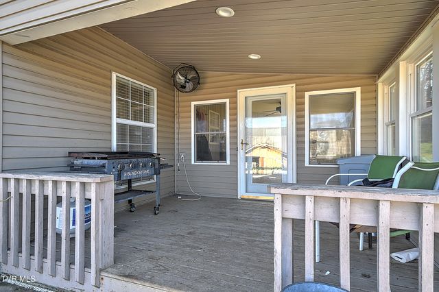 193 West Harmony Acres Drive, Jonesborough, TN 37659