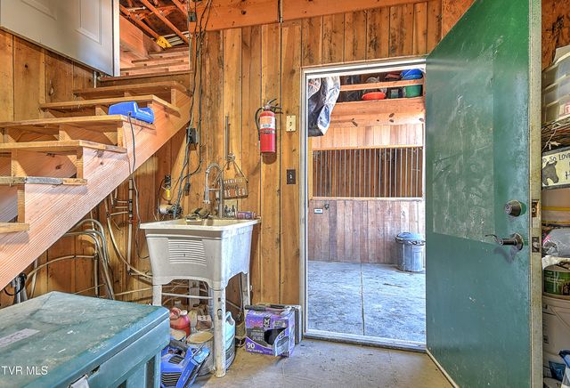 193 West Harmony Acres Drive, Jonesborough, TN 37659