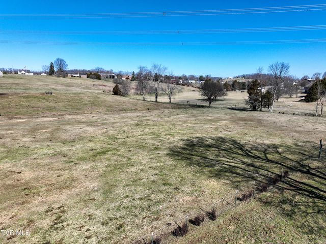 193 West Harmony Acres Drive, Jonesborough, TN 37659