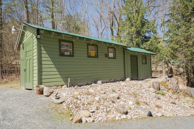 141 River Road, Benson, NY 12134