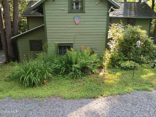141 River Road, Benson, NY 12134