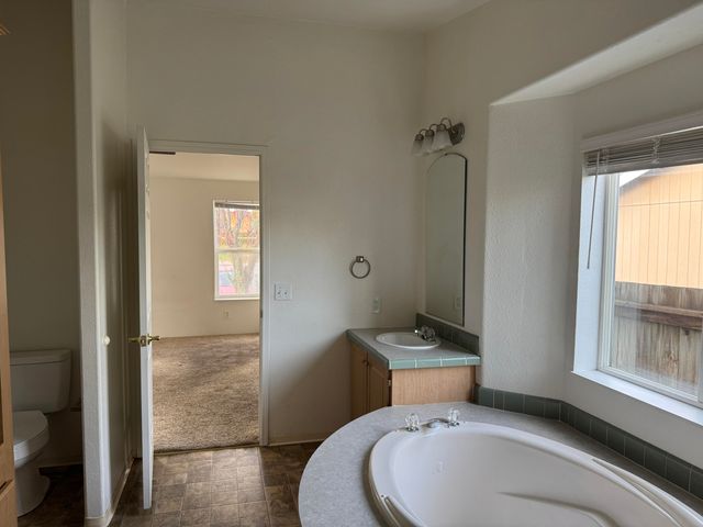 1333 Carlson Drive, Medford, OR 97501