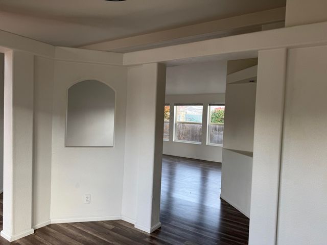 1333 Carlson Drive, Medford, OR 97501