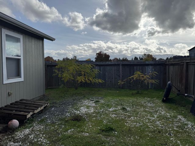 1333 Carlson Drive, Medford, OR 97501