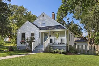70 Olive STREET, Williams Bay, WI 53191