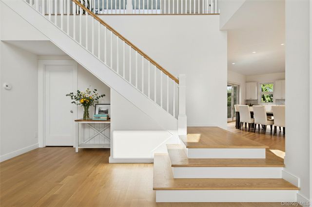 89 Old Canoe Place Road, Hampton Bays, NY 11946