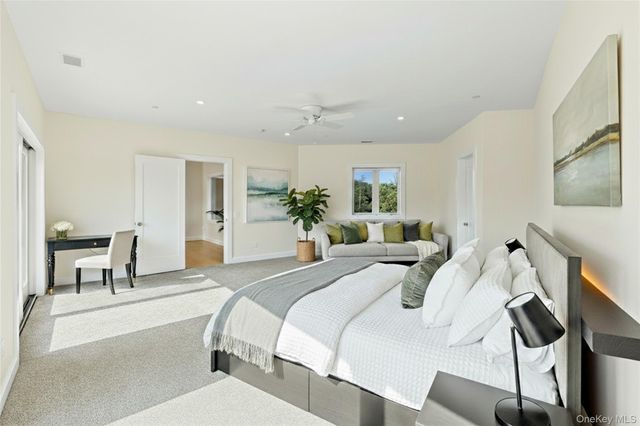 89 Old Canoe Place Road, Hampton Bays, NY 11946