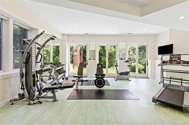 89 Old Canoe Place Road, Hampton Bays, NY 11946