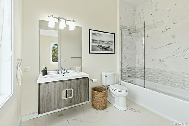 89 Old Canoe Place Road, Hampton Bays, NY 11946