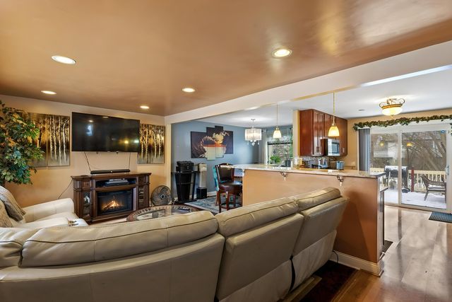 4300 188th Street, Country Club Hills, IL 60478