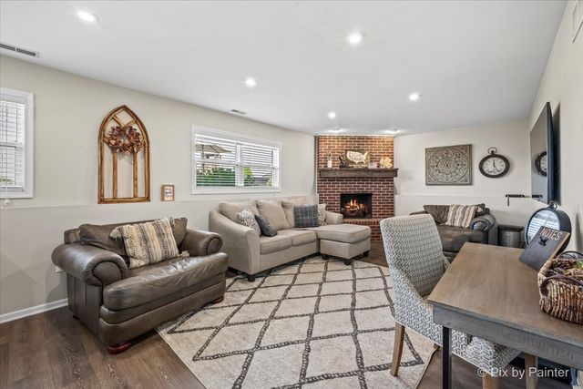 2827 Brett Drive, New Lenox, IL 60451