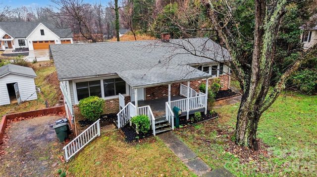 92 Lawndale Avenue SE, Concord, NC 28025