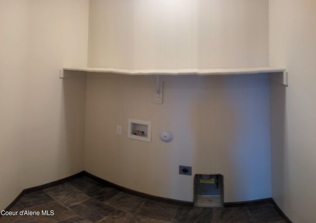 8256 N Woodworth ST, Post Falls, ID 83854