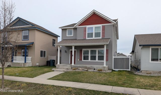 8256 N Woodworth ST, Post Falls, ID 83854