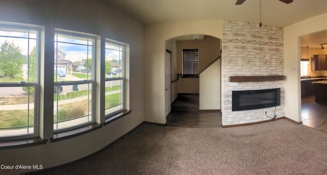 8256 N Woodworth ST, Post Falls, ID 83854