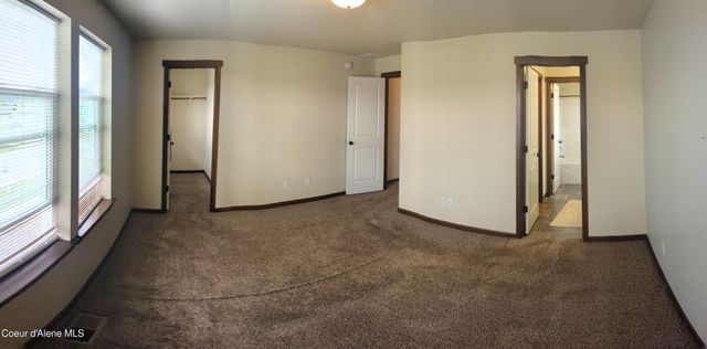 8256 N Woodworth ST, Post Falls, ID 83854