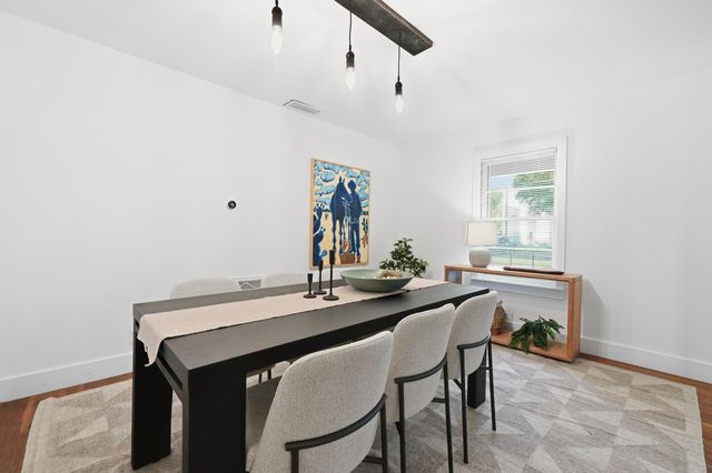 820 Bois D'Arc ST, Lockhart, TX 78644